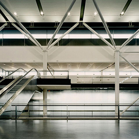 Aéroport International Pierre-Elliott-Trudeau<br>2005