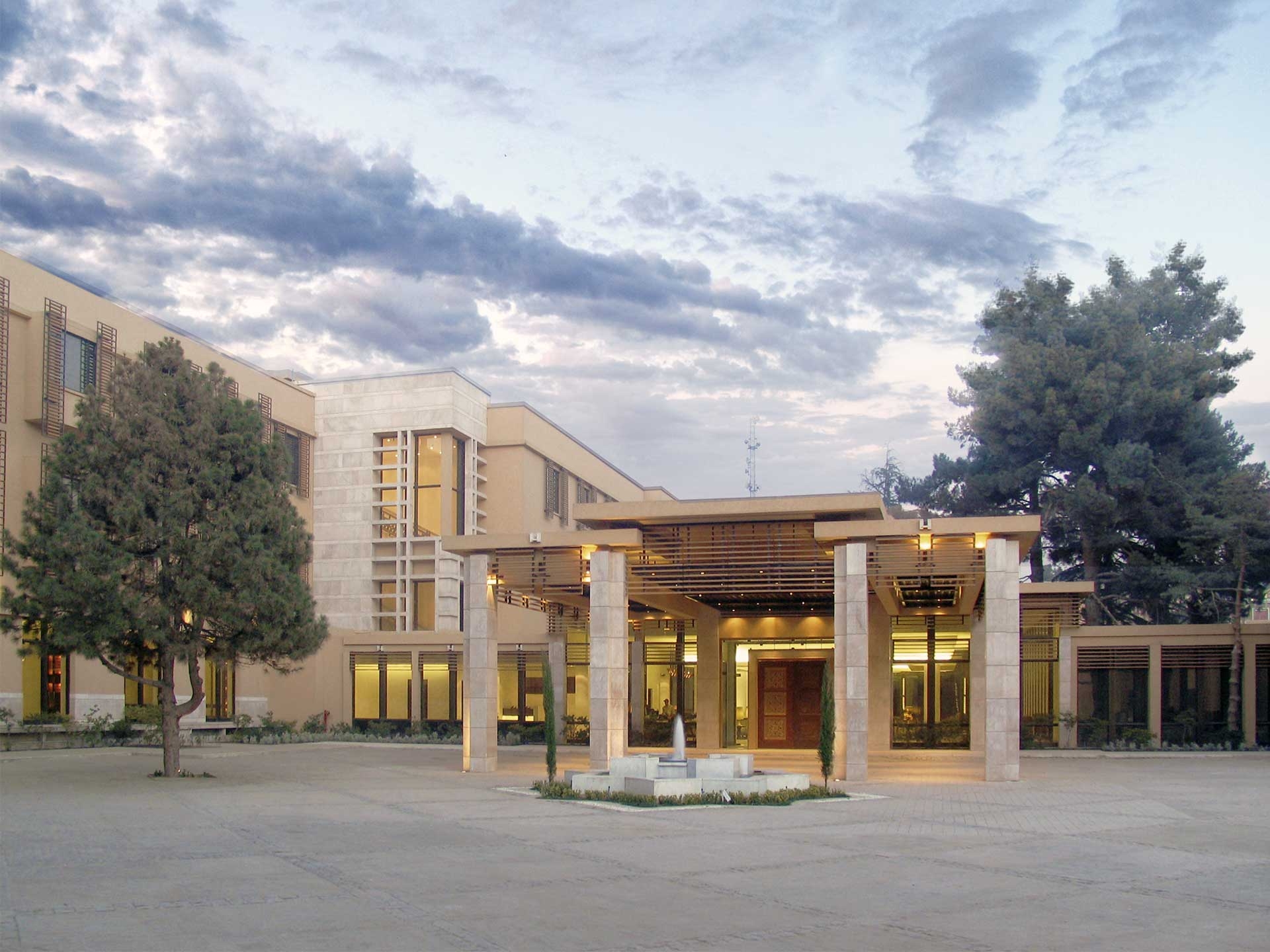 Hotel Serena Kabul<br>2002