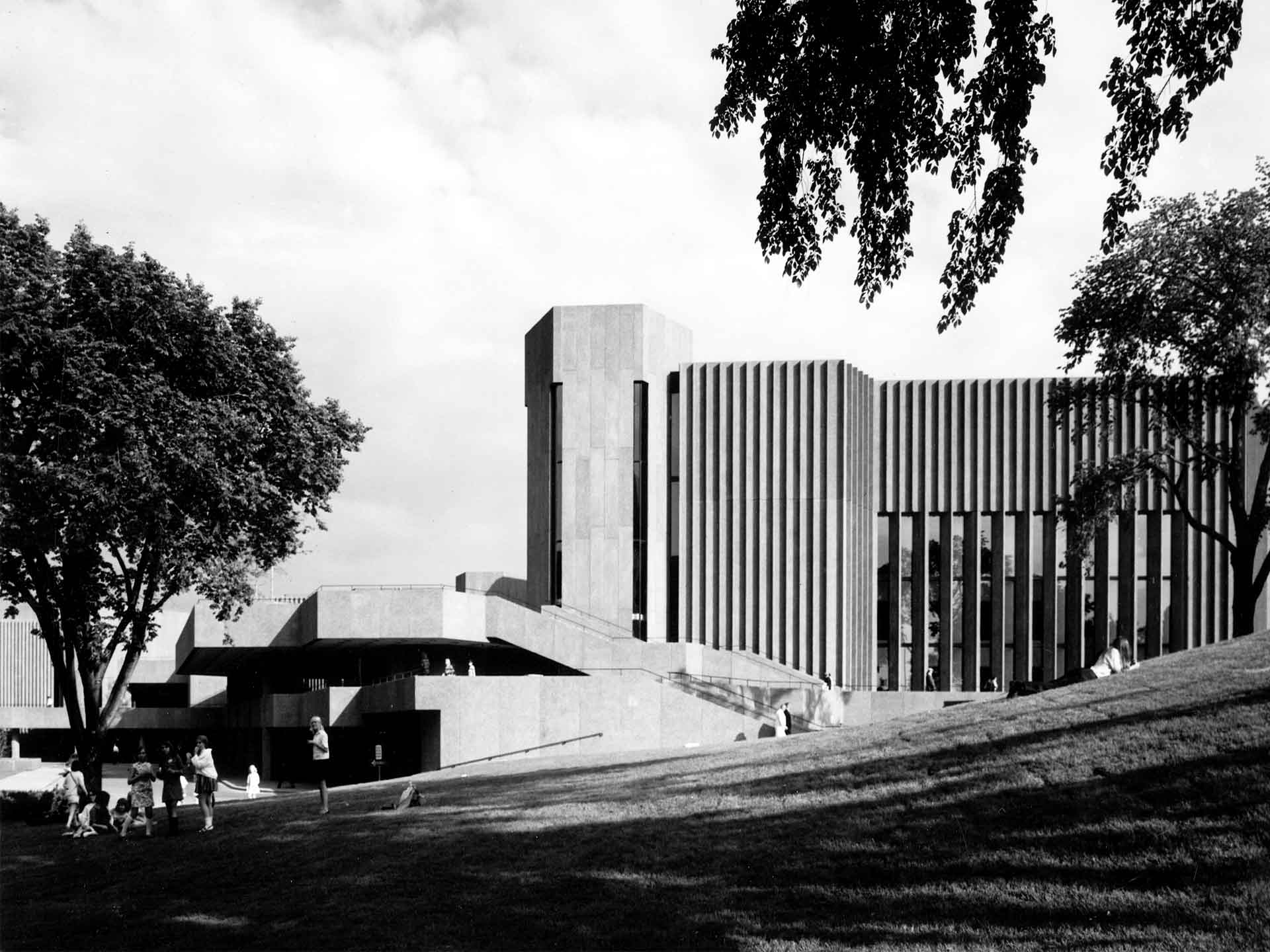 Centre national des Arts<br>1969