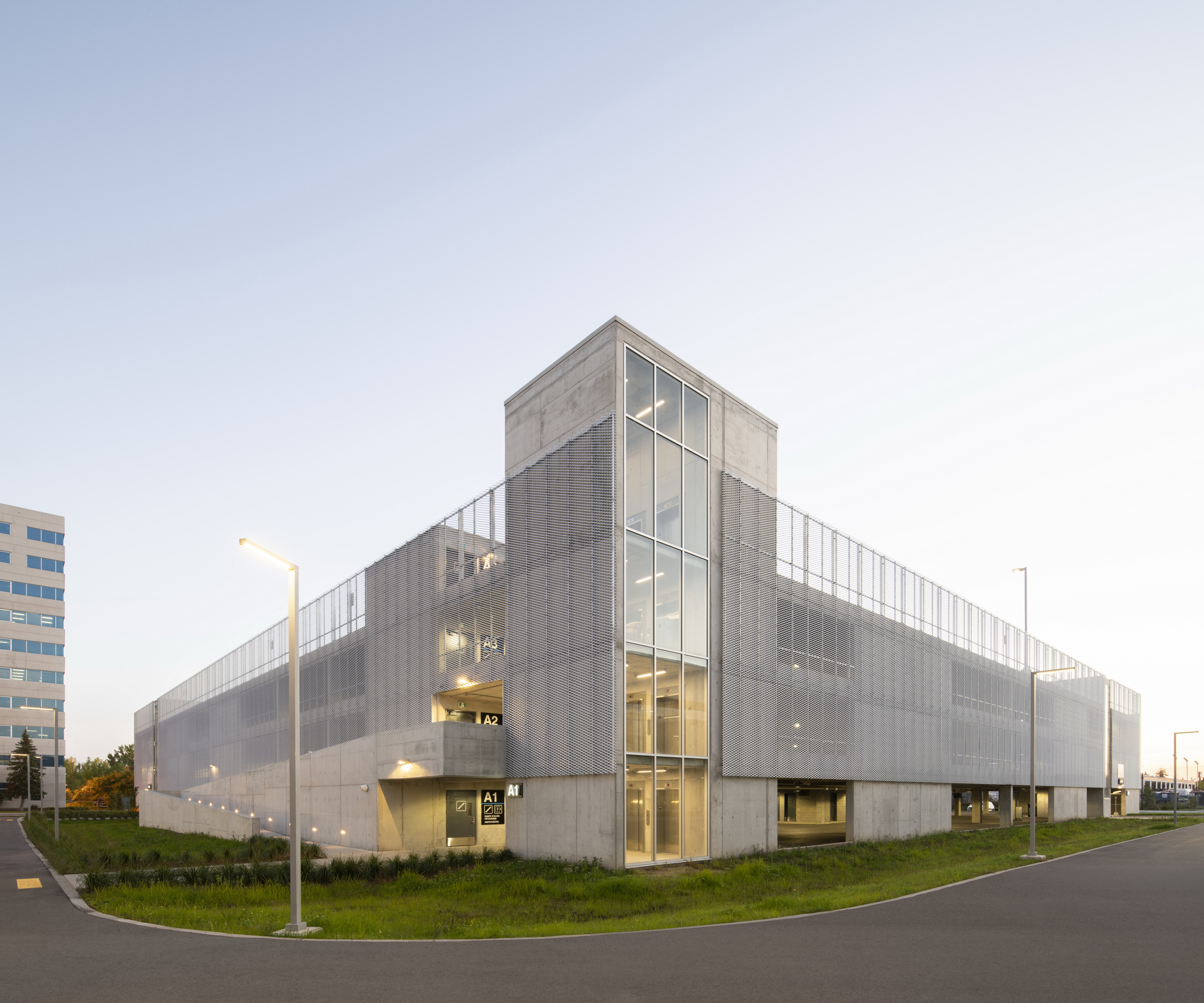 Stationnement étagé du Complexe 4 Glaces<br>2021</br>